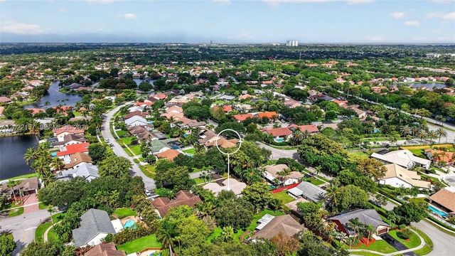 1660 NW 94th Ave, Plantation, FL 33322