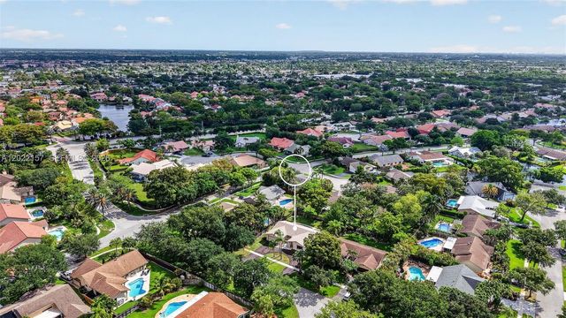 1660 NW 94th Ave, Plantation, FL 33322