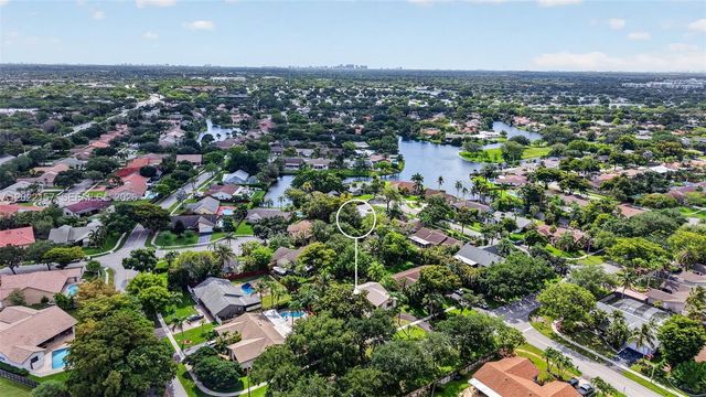 1660 NW 94th Ave, Plantation, FL 33322