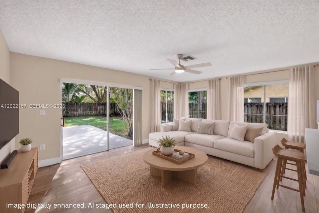 1660 NW 94th Ave, Plantation, FL 33322