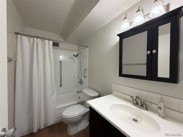695 S Alton Way 2B, Denver, CO 80247