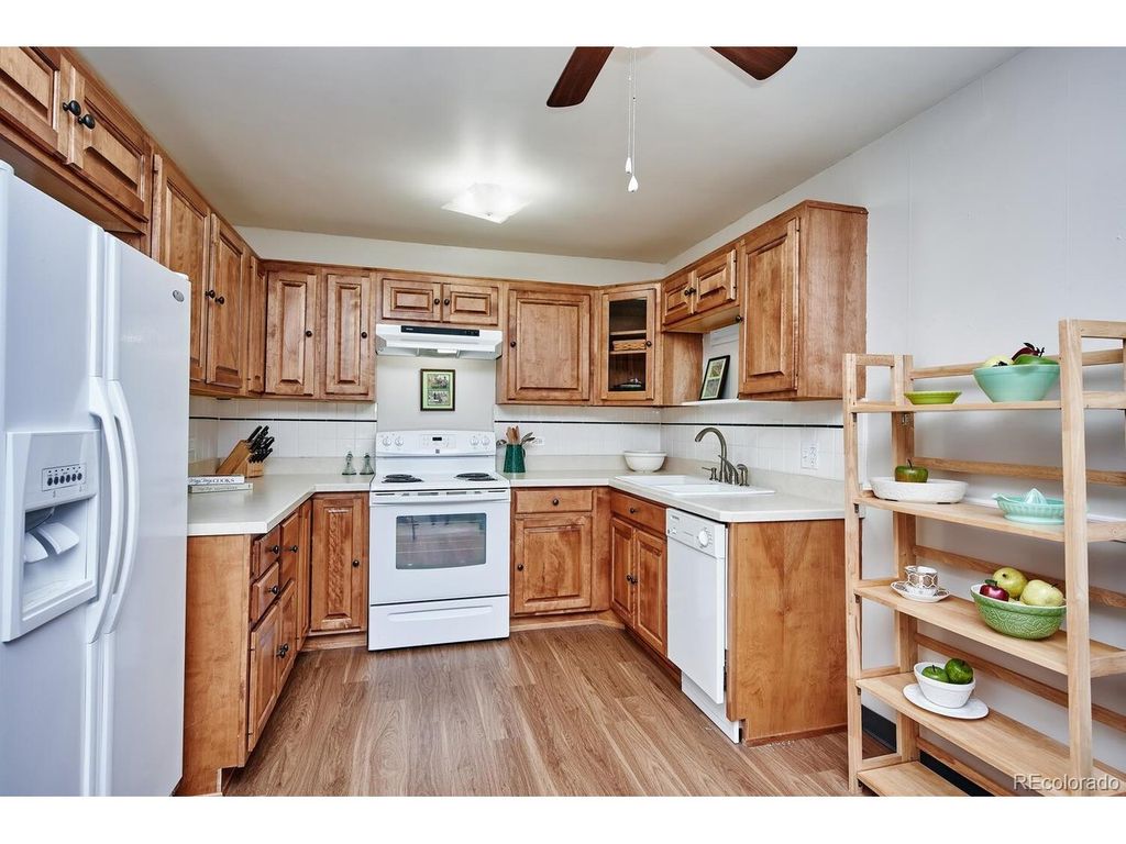 695 S Alton Way 2B, Denver, CO 80247