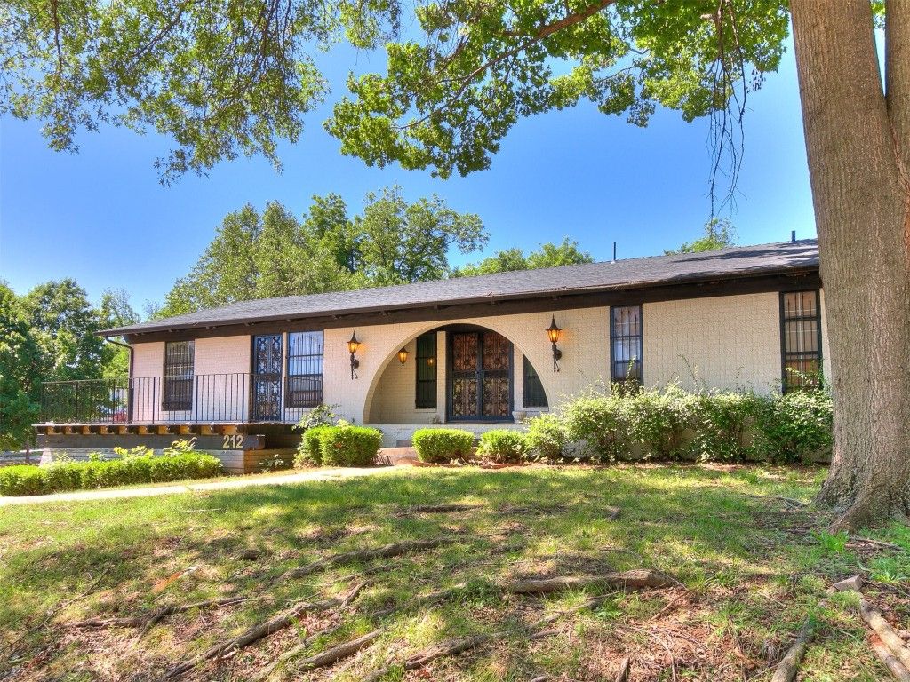 212 W Ridgewood Drive, Midwest City, OK 73130