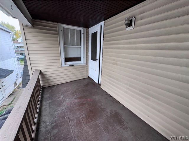 34 Sunset Street Upper, Buffalo, NY 14207