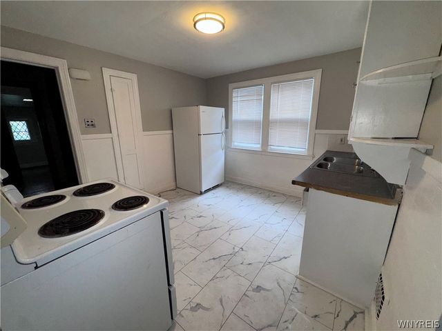 34 Sunset Street Upper, Buffalo, NY 14207