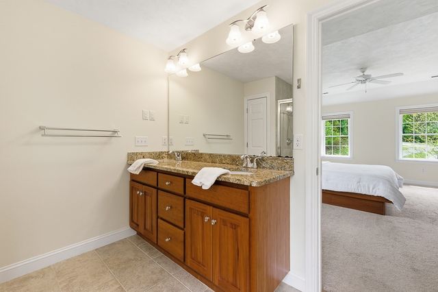 8 Victoria Circle, Shrewsbury, MA 01545