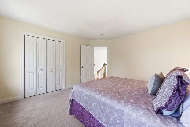 8 Victoria Circle, Shrewsbury, MA 01545