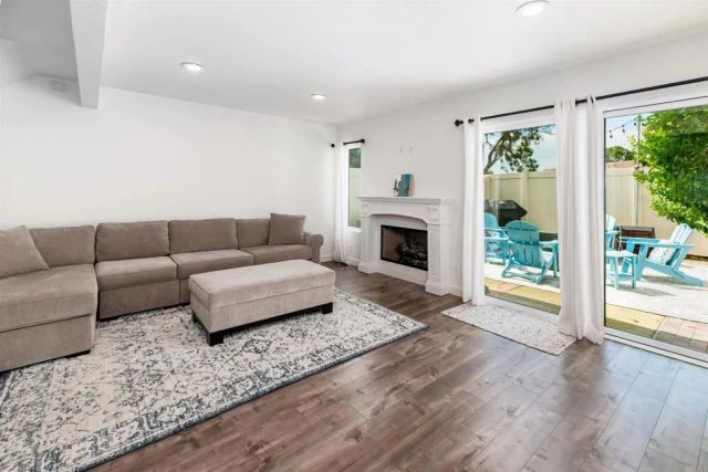 6819 Alderwood Drive, Carlsbad, CA 92011