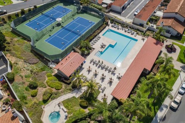 6819 Alderwood Drive, Carlsbad, CA 92011