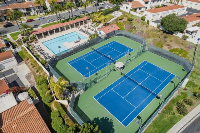 6819 Alderwood Drive, Carlsbad, CA 92011