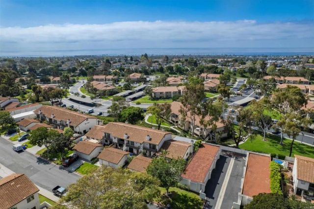 6819 Alderwood Drive, Carlsbad, CA 92011