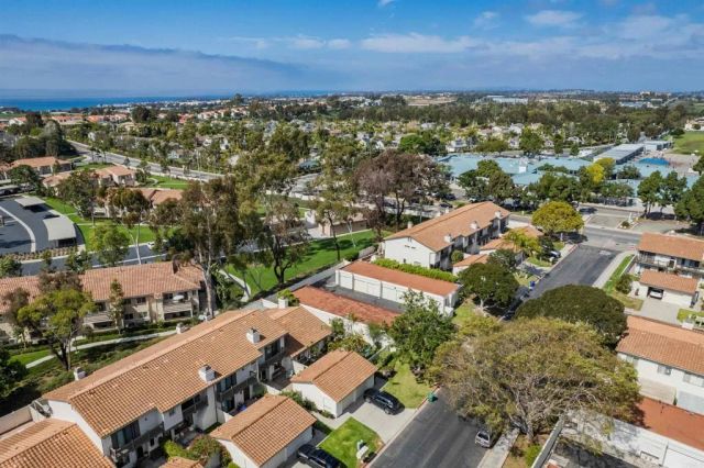 6819 Alderwood Drive, Carlsbad, CA 92011