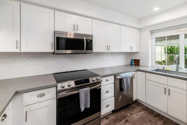 6819 Alderwood Drive, Carlsbad, CA 92011