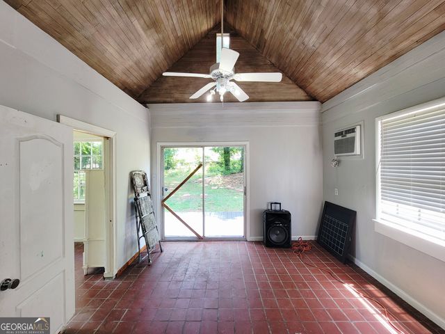 1805 Us Highway 29, West Point, GA 31833