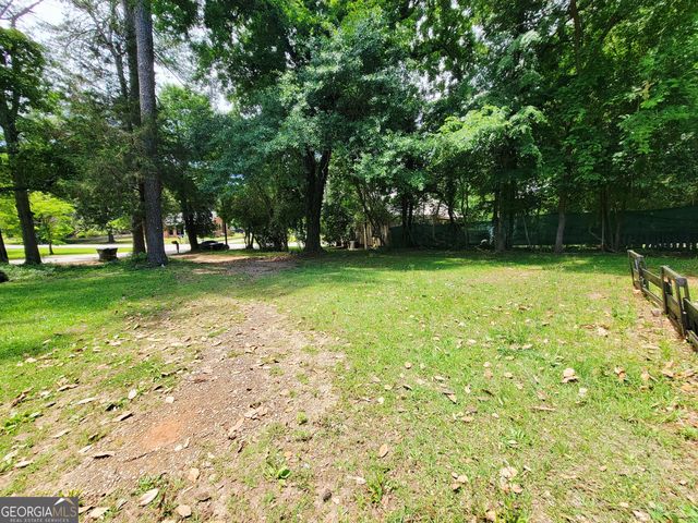 1805 Us Highway 29, West Point, GA 31833