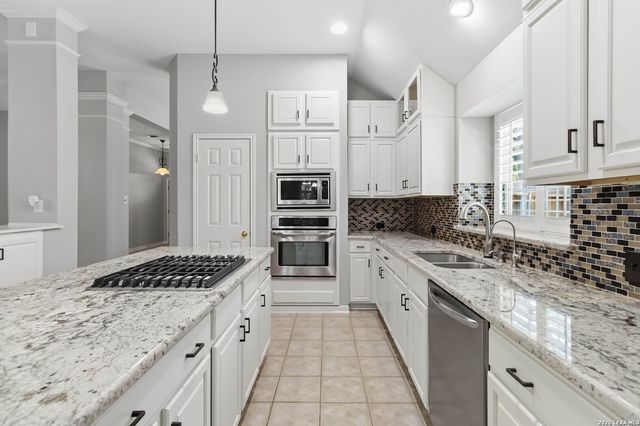 1820 Fieldstone, San Antonio, TX 78232