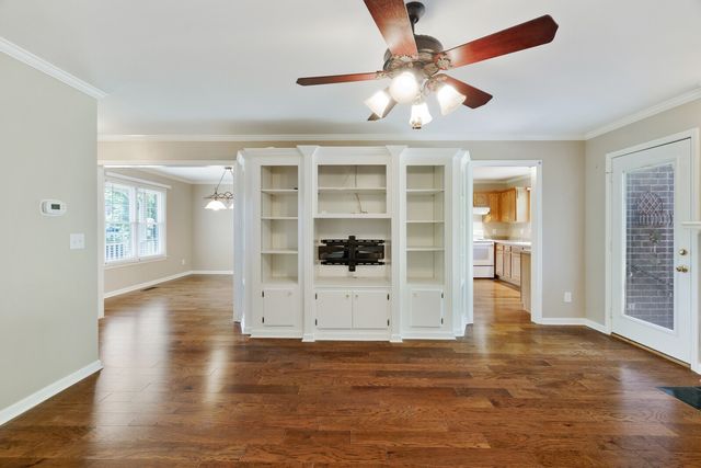 323 Winter Way, Murfreesboro, TN 37129