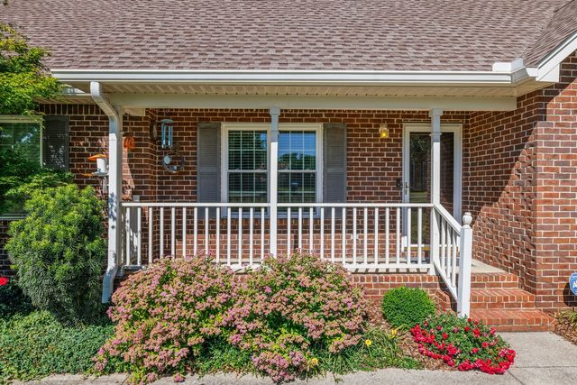 323 Winter Way, Murfreesboro, TN 37129