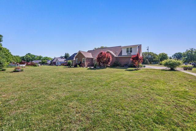 323 Winter Way, Murfreesboro, TN 37129