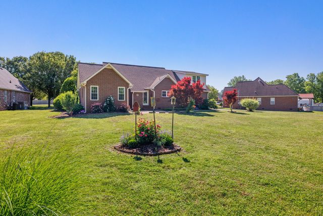 323 Winter Way, Murfreesboro, TN 37129