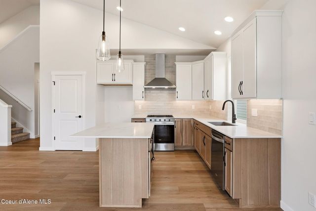 7628 N GIRARD CIR, Coeur D'alene, ID 83815
