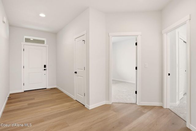 7628 N GIRARD CIR, Coeur D'alene, ID 83815