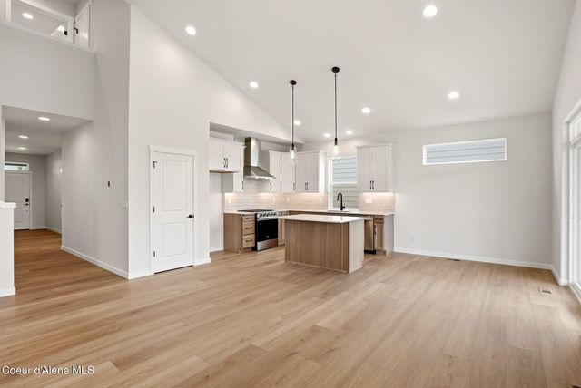 7628 N GIRARD CIR, Coeur D'alene, ID 83815