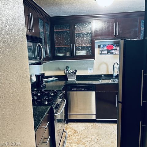 260 East Flamingo Road 118, Las Vegas, NV 89169