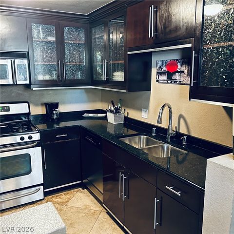 260 East Flamingo Road 118, Las Vegas, NV 89169
