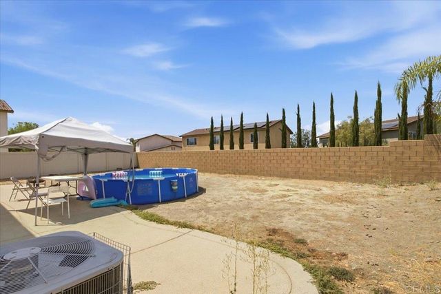 35125 Waimea Way, Winchester, CA 92596