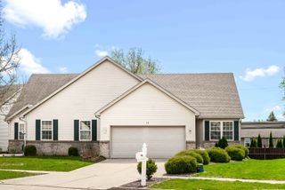 15 Ashling Court, Bloomington, IL 61704