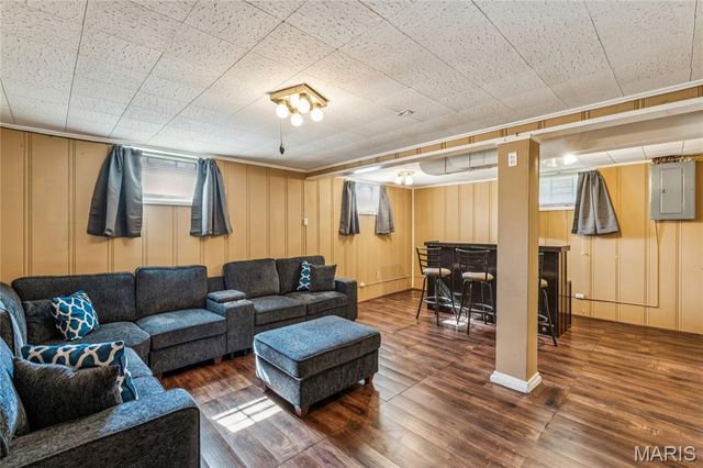 6156 Louisiana Avenue, St Louis, MO 63111