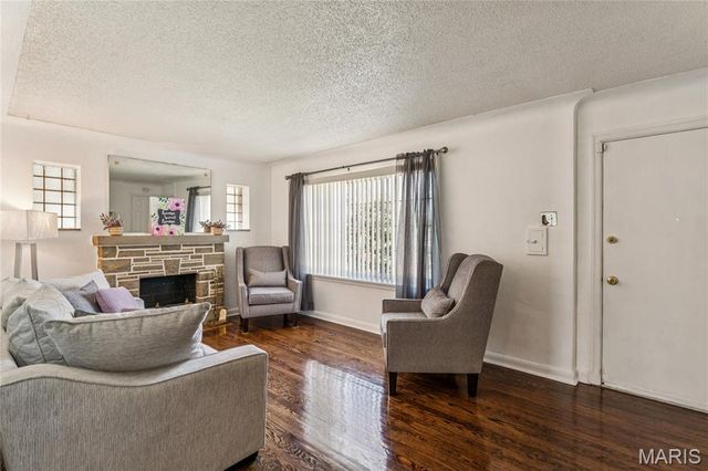 6156 Louisiana Avenue, St Louis, MO 63111