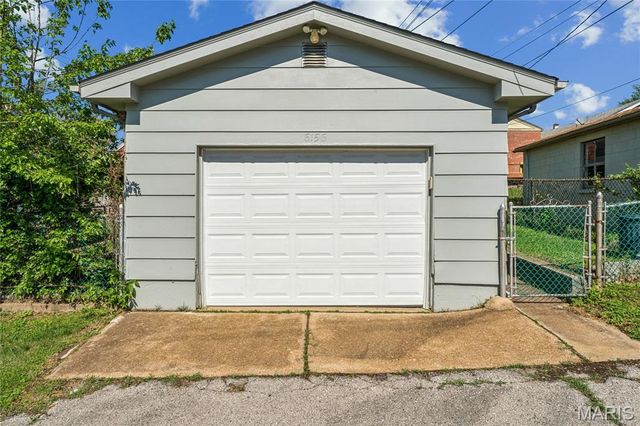 6156 Louisiana Avenue, St Louis, MO 63111