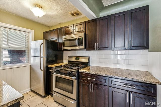 6156 Louisiana Avenue, St Louis, MO 63111
