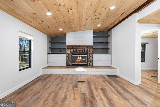 136 Anchorage Drive, Blairsville, GA 30512