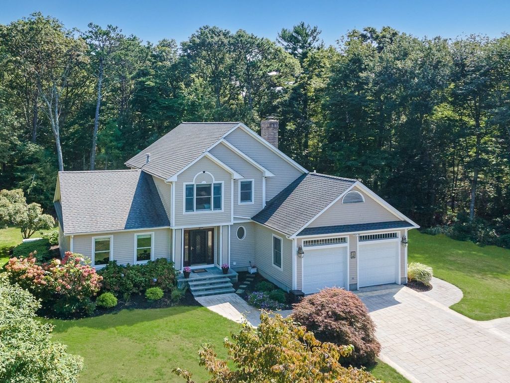 3 Timberledge Ln, Mattapoisett, MA 02739