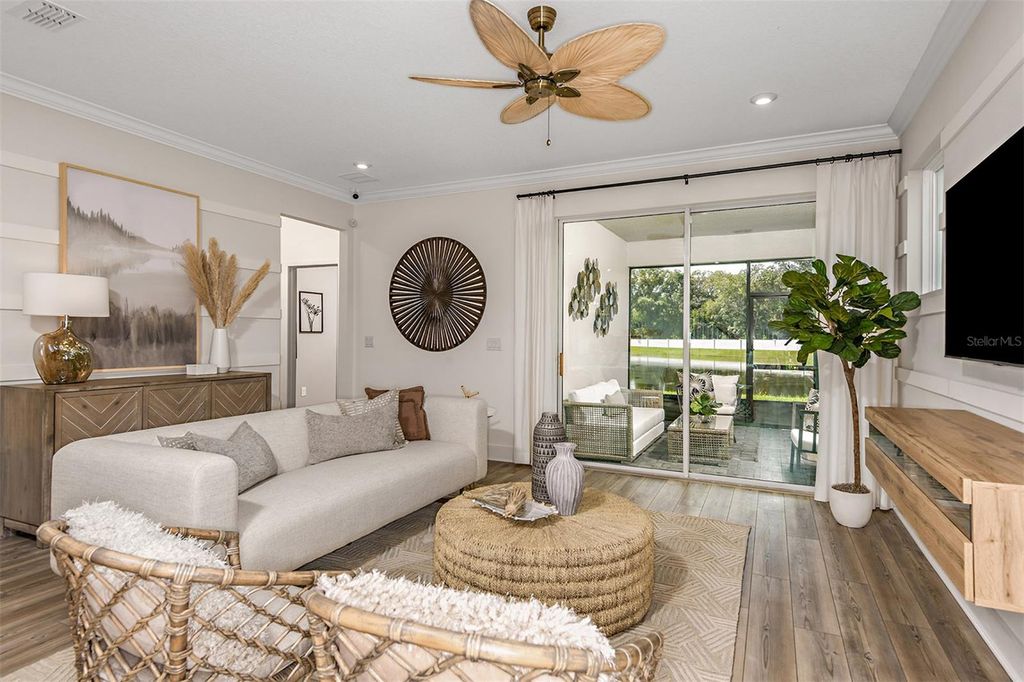 Image 6 of property listing at 3352 TIMBER CROSSING AVENUE, Brandon, FL 33511