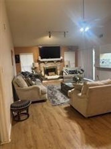 7602 Harpers Glen Lane, Houston, TX 77072