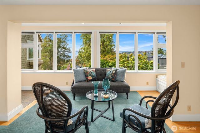 708 W Prospect Street, Seattle, WA 98119