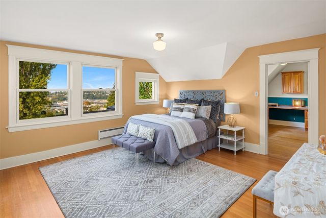 708 W Prospect Street, Seattle, WA 98119