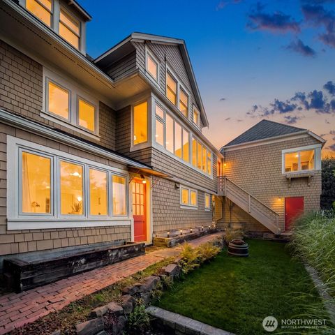 708 W Prospect Street, Seattle, WA 98119