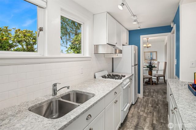 708 W Prospect Street, Seattle, WA 98119