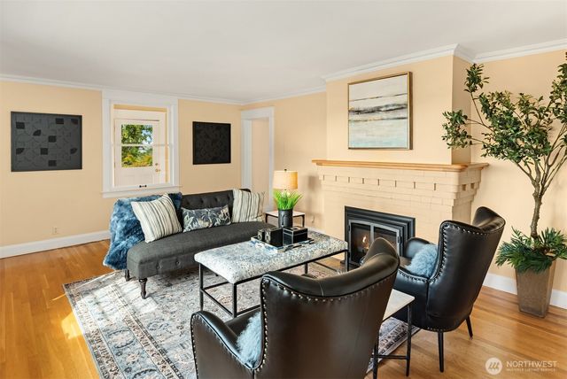 708 W Prospect Street, Seattle, WA 98119