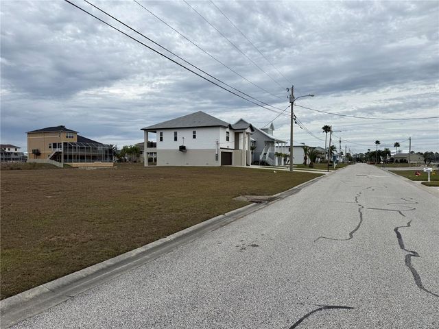 3415 SHEEPHEAD DRIVE, Hernando Beach, FL 34607