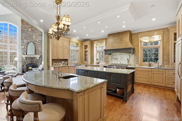 11479 Clyde Road, Hartland Township, MI 48430