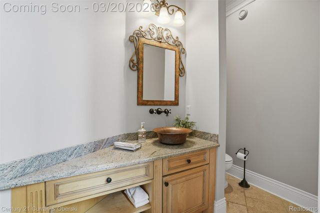 11479 Clyde Road, Hartland Township, MI 48430