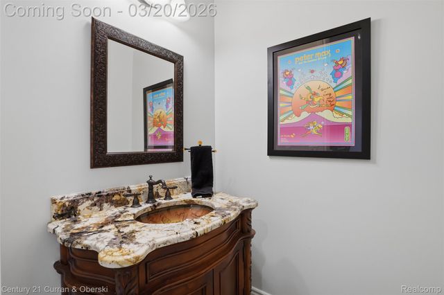 11479 Clyde Road, Hartland Township, MI 48430