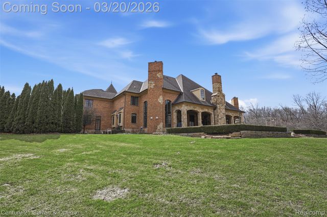 11479 Clyde Road, Hartland Township, MI 48430