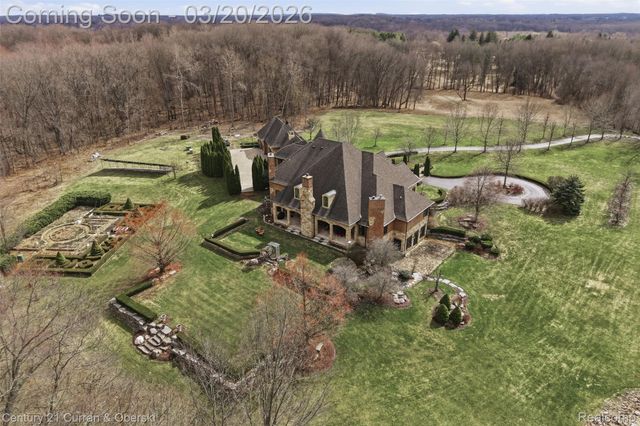11479 Clyde Road, Hartland Township, MI 48430